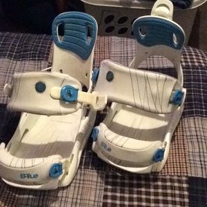 Women’s snowboard bindings